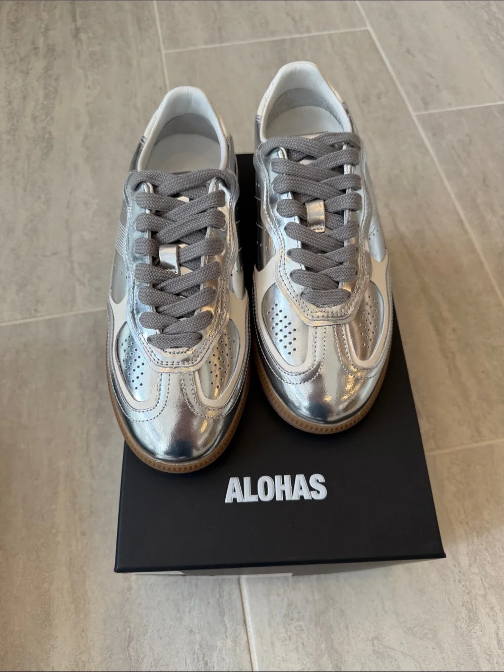 TB.490 Rife Shimmer Sneakers NWT